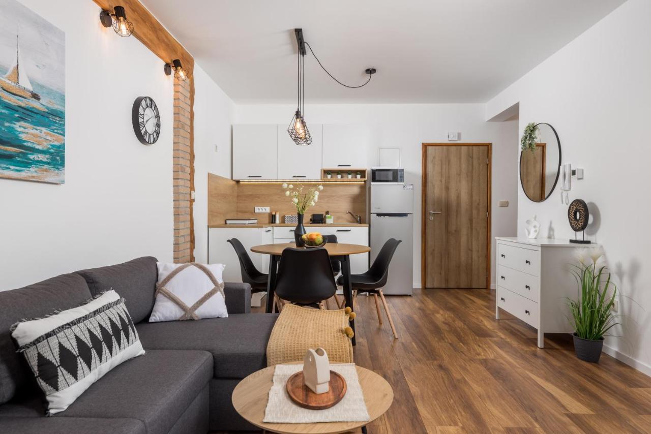 Apartman Roko Appartement Vrata Buitenkant foto