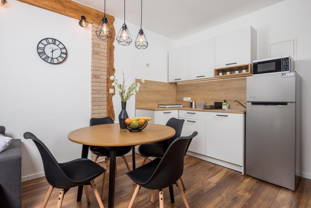 Apartman Roko Appartement Vrata Buitenkant foto